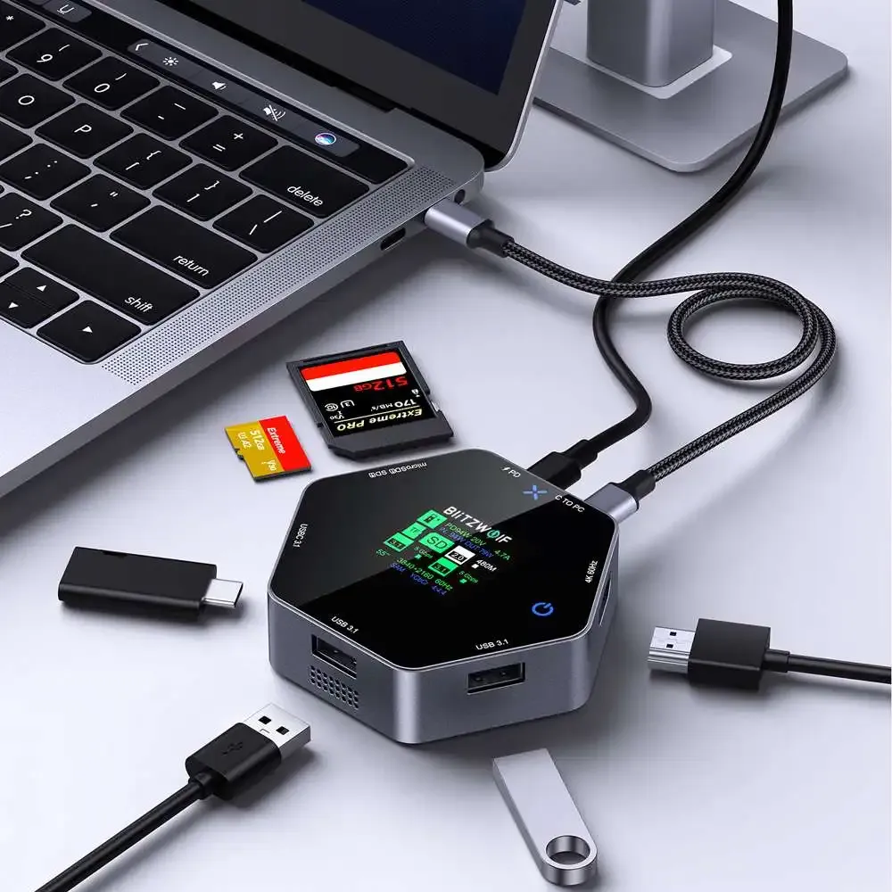 תחנת עגינה חכמה USB‑C 8 ב‑1 עם מסך LCD ו‑4K@60Hz