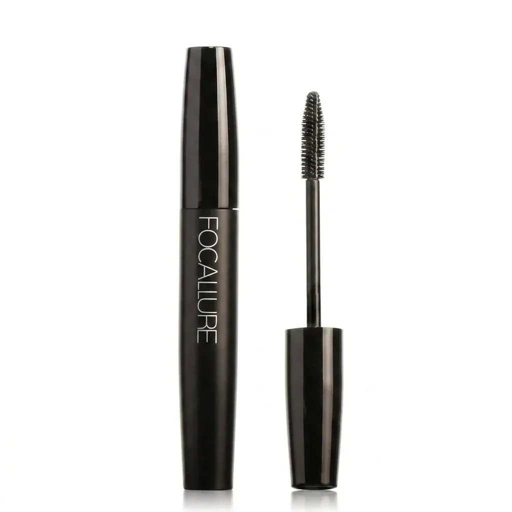 מסקרה עמידה Focallure לעיבוי והרמת ריסים בגימור שחור